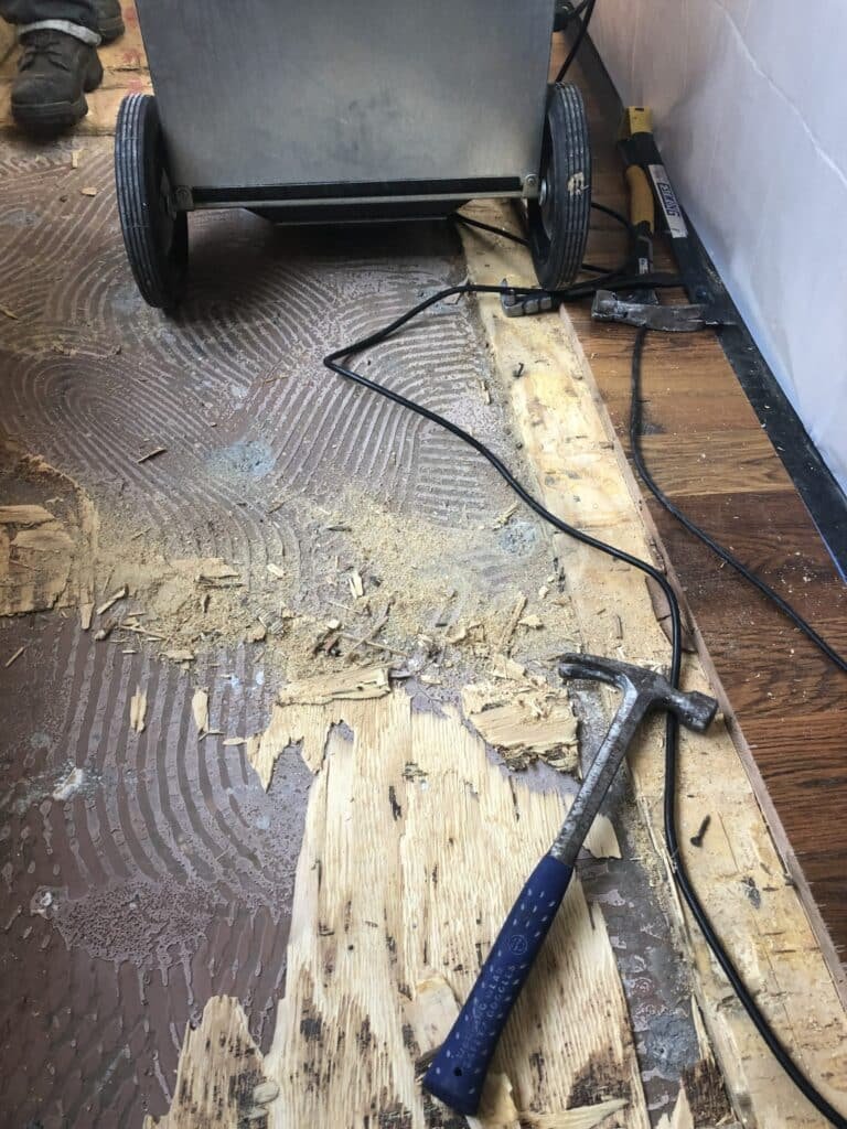 Roof Leak Causes Water Damage In Thousand Oaks